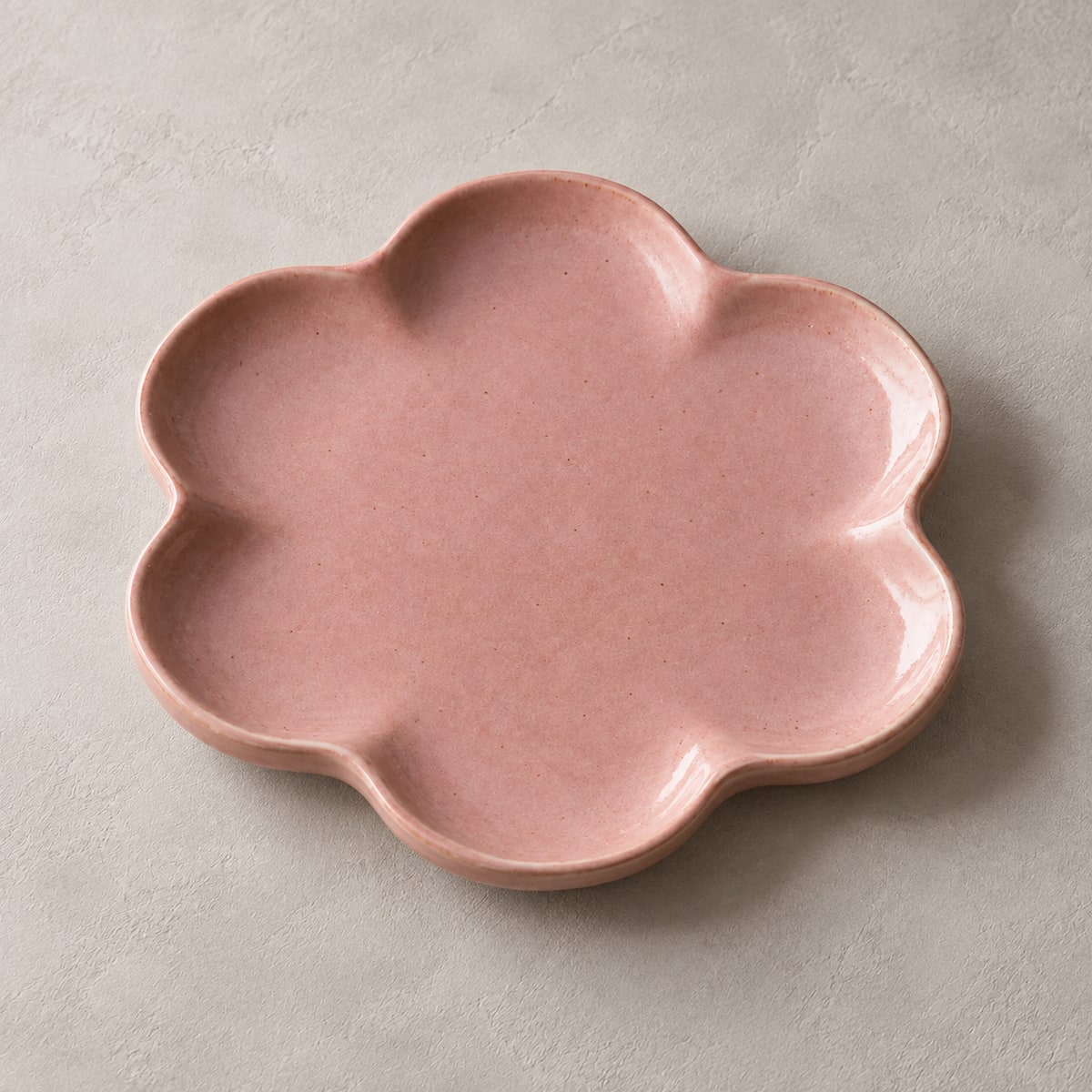 Petal Bloom Scallop Plate